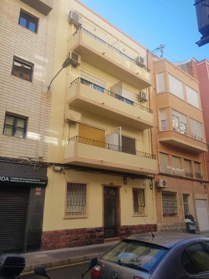 Calle San Carlos 132 Alicante Luaran gambar