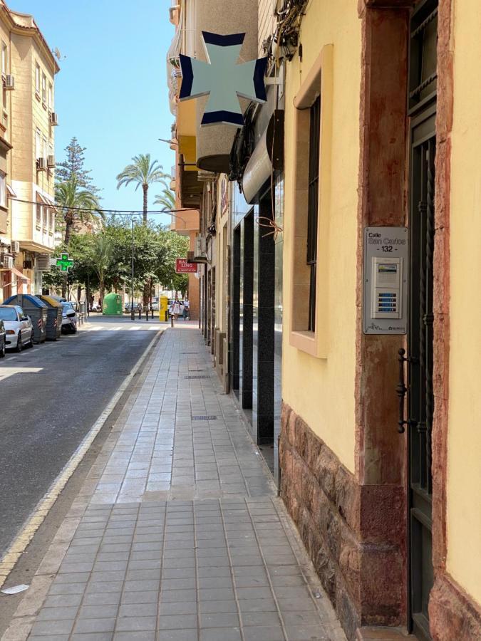 Calle San Carlos 132 Alicante Luaran gambar